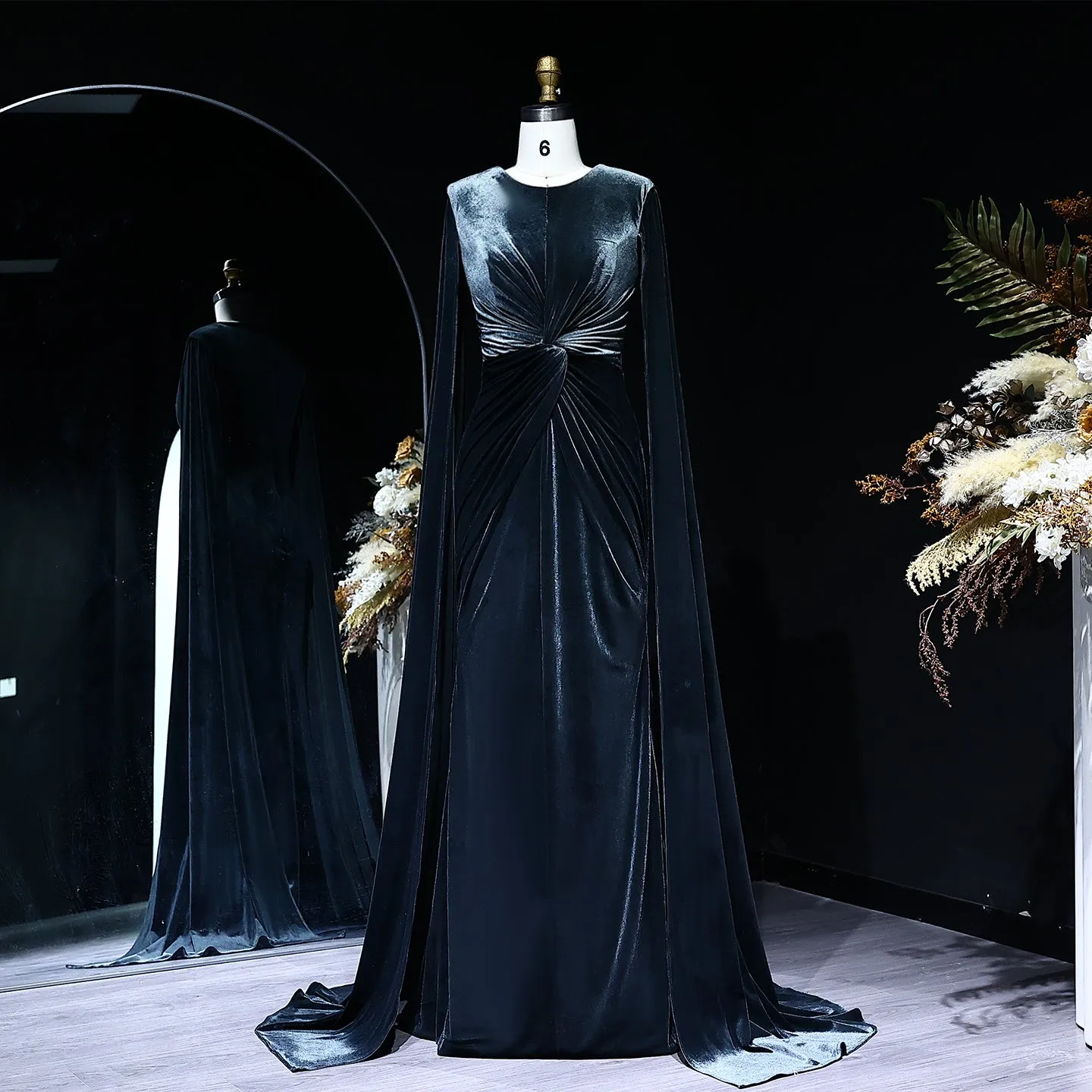 Elegant Dark Blue Velvet Evening Dress with Cape Sleeve SF243