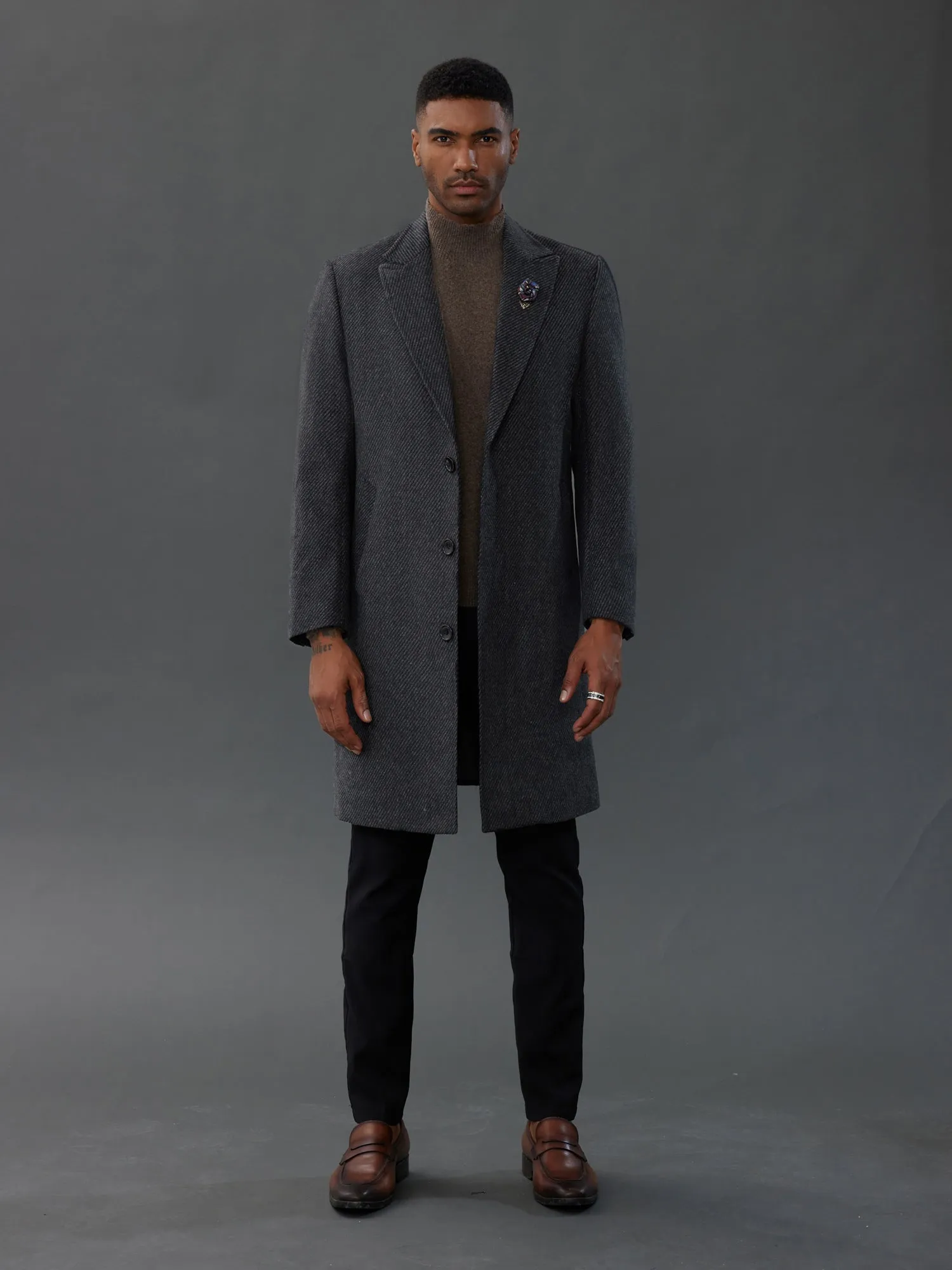 Men's Herringbone Wool Blend Long Overcoat Pea Coat with Brooch