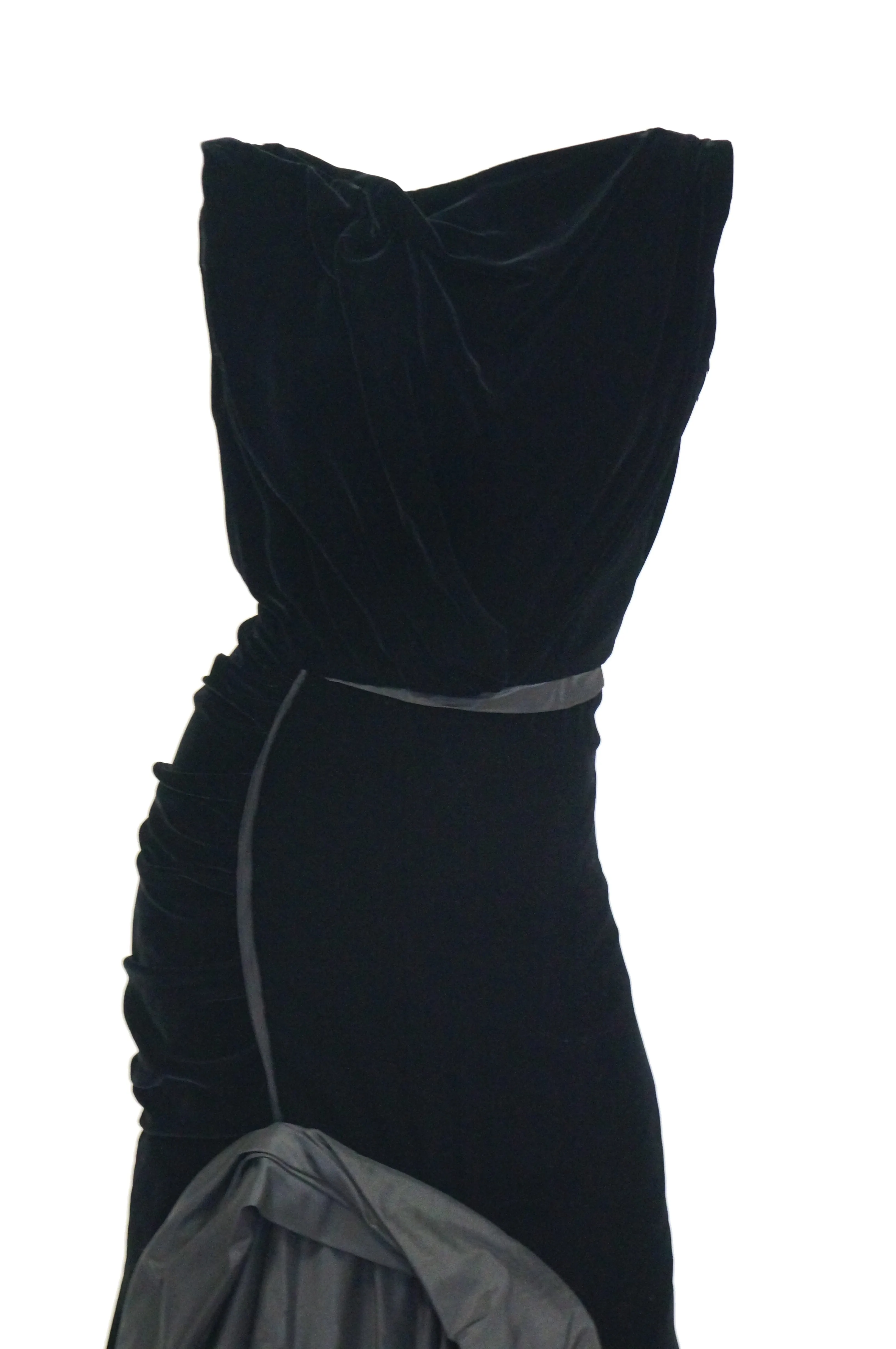 Oscar de la Renta Black Velvet Evening Dress